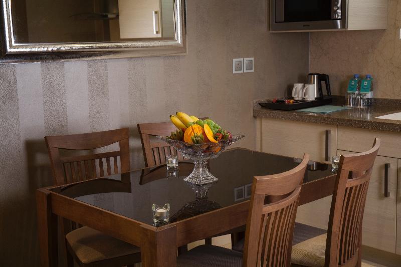Aswar Hotel Suites Rijád Kültér fotó